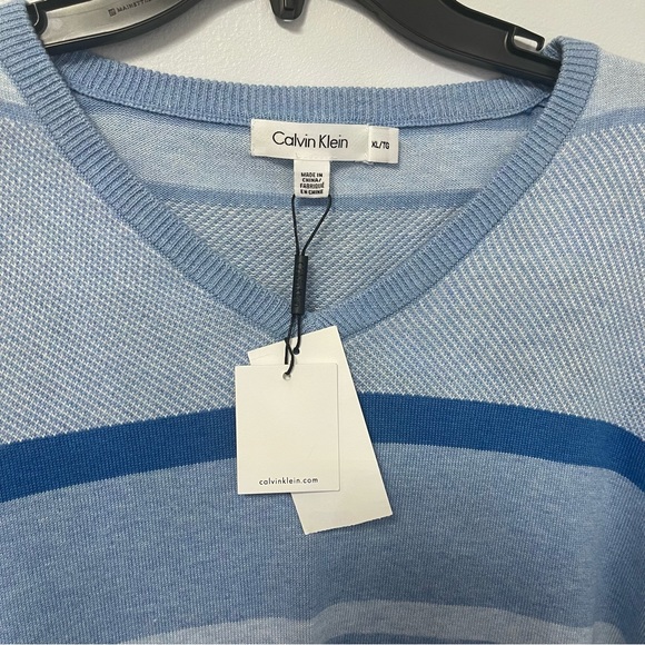 Calvin Klein Mens V-Neck Blue Long Sleeves Sweater- Size XL - New With Tag - Picture 6 of 10